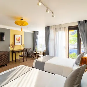 Hoianan Boutique **** הוי אן